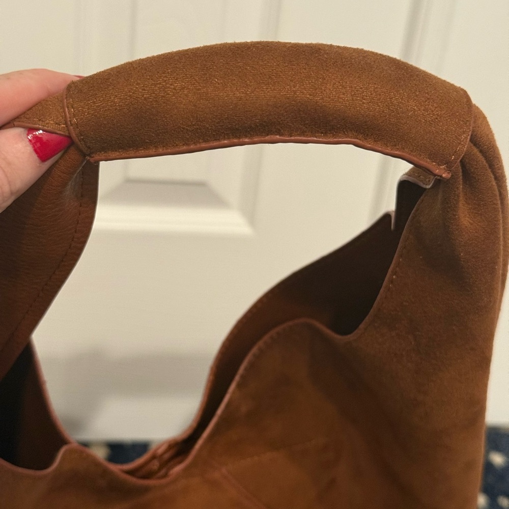 Banana Republic Vegan Suede Slouch Tote Bag - Picture 4 of 11